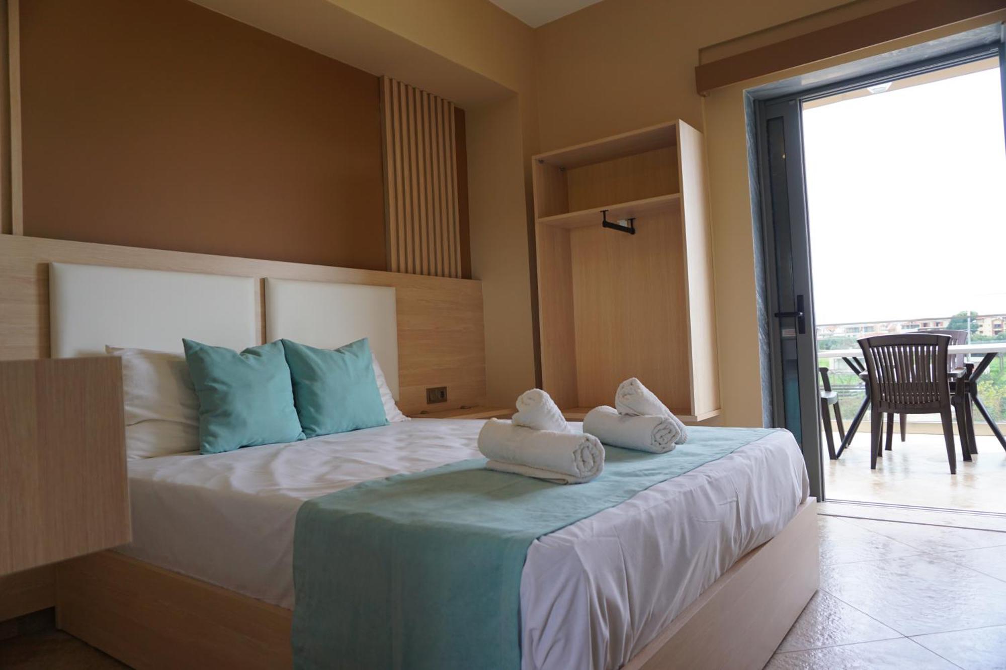 Aparthotel House Michalis Sarti Exterior foto